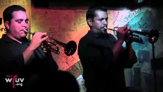 Calexico - "Epic" (Live at Hill Country Live)