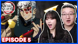 IT'S ABOUT TO GET FLASHY | Demon Slayer Entertainment Arc Couples Reaction Episode 5
