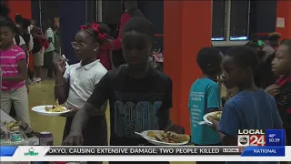 Humes Middle School hosts soup kitchens to tackle poverty in north Memphis