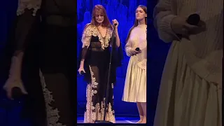 @florencemachine and @mothercain’s live duet o f“Morning Elvis” 🥰 #ethalcain #florenceandthemachine