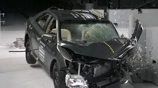 2014 Toyota Camry Crash Tests
