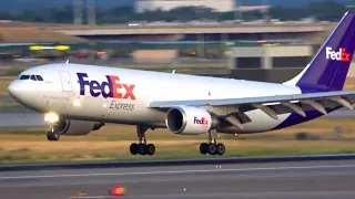 EPIC FedEx A300 Landing!