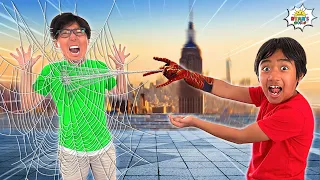SPIDER-MAN: ACROSS THE SPIDER-VERSE and more Pretend play