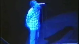 Oasis - Champagne Supernova (Live @ Zenit, Lille 1997)