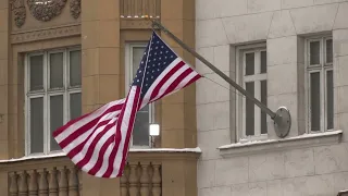 U.S. tells citizens to leave Russia immediately