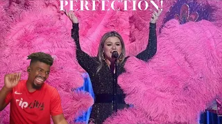 DreamTeamReacts Kelly Clarkson - Opening Medley Performance (Billboard Music Awards 2018)