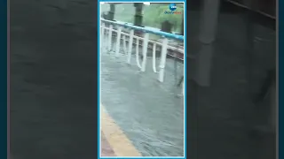 Kazipet Railway Station Submerged With Rain Water | Warangal | Zee Telugu News