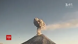 Один із найбільших вулканів світу прокинувся у Мексиці
