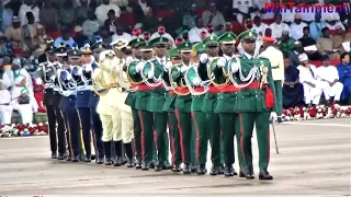 Revealed: This Is How Military Officers Perfectly March on Parade!