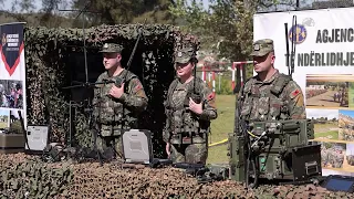 Top News/ Ushtria shqiptare tregon forcën, 15-vjetori i anëtarësimit të NATO-s