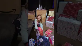 scarlettrose opening her Christmas presents merry Christmas 2021