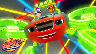 Blaze FLIES Over Stink Lasers! w/ AJ & Gabby | Blaze and the Monster Machines