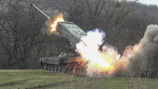 Ukrainian Army positions Get vaporized  by the Russian TOS 1A  Solntsepyok