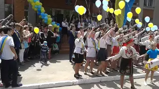 Останній дзвінок у НВО N28 м. Хмельницький