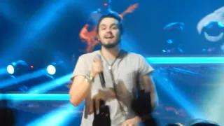 Luan Santana cantando EVME no Citibank Hall com transmissão ao vivo pelo Multishow - 20/08