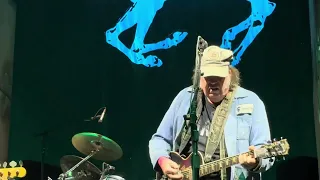 Neil Young & CH - Like a Hurricane PT 1 - Camden, NJ 5/12/24