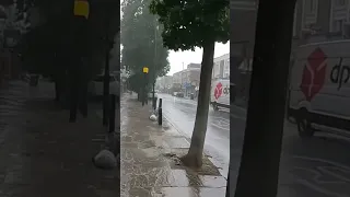 Love Heavy Rain in London 🌧