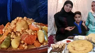 جيت اليوم نشارك معا خوتي لمغاربة صباح لعيد😘😘 عيدكم مبارك سعيد 😘😘