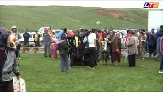 Sute de localnici din Valu lui Traian au ieşit la o serbare câmpenească - Litoral TV