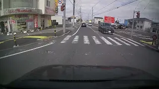 今出たら事故になる‼