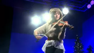 Lindsey Stirling- Christmas Medley Celtic Carol LIVE at Rock Canyon Studios