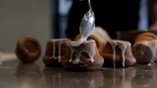 Skyrim Special Edition: How to make your own Sweet Roll!