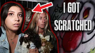 SISTER SISTER CHALLENGE IN HAUNTED CLOWN TUNNEL! (CREEPY)