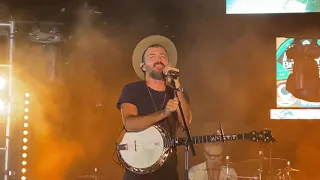 The Avett Brothers at Camden Yards, Laundry Room