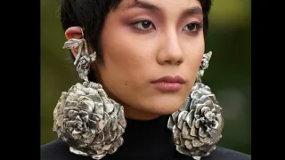 Top 10 Bold Jewelry Trends to Wear in 2024!