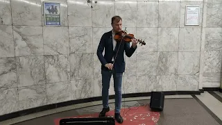 #violin Вивальди - Зима - Времена года Antonio Vivaldi сыграл в #metro скрипач Владимир Семибратов
