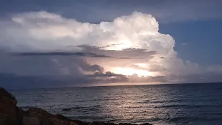 Gewitter über dem Meer