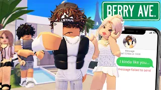 MY CRUSH DOESN'T KNOW I LIKE HIM IN PARIS... *VOICED* (Berry Avenue Roleplay Love Story)