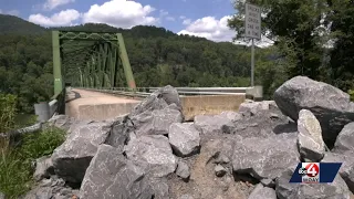 Bridge closure remains a frustration and a safety concern for those who live in Kanawha FallsBridge