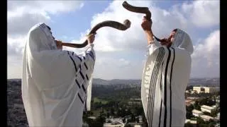 Shofar Blowing - Sound with Pictures