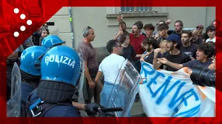 Meloni a Torino, ancora tensione tra studenti e polizia: manifestanti in Piazza Castello