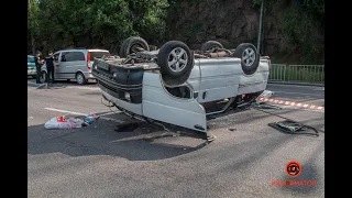 В Днепре на Сичеславской Набережной перевернулась Toyota: пострадали двое взрослых и ребенок