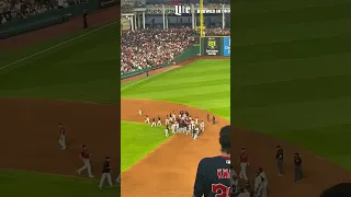 Fight breaks out between Cleveland Guardians and Chicago White Sox at Progressive Field