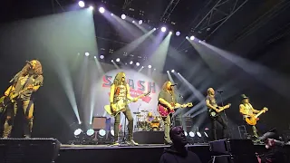 SMKC + Wolfgang Van Halen - "Highway To Hell" live Paris, France 29/04/2024 #slash