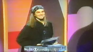 Steven Meisel Wins Photographer of the Year | VH1 Fashion Awards 1998