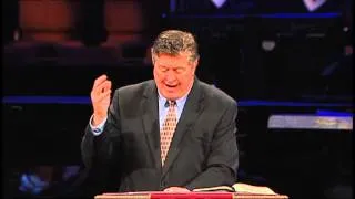 How Wives Give Husbands Respect - Dr. Steve Gaines