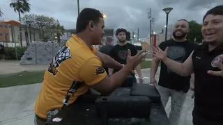 Armwrestling practice / Cataño, Puerto Rico.