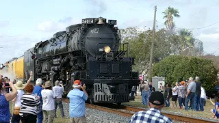 Union Pacific Steam Train Big Boy 4014 Clearing Idiots Off The Tracks Luling, TX 11/6/19