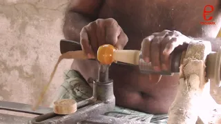 This Indian VIllage makes hand made wooden toys since generations