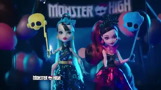 Welcome To Monster High Singing Ari Hauntington & Photobooth Ghouls Doll Commercial (2016)
