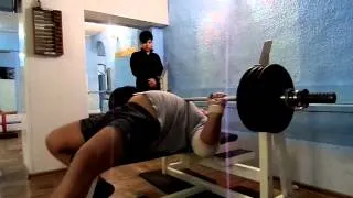 Андрей Гальцов жим лежа 150 кг на 35 раз / Andrey Galtsov Benchpressing 150kg x 35
