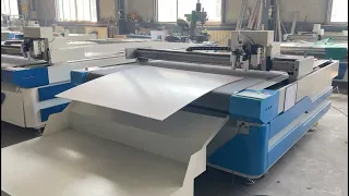 Плоттер X-Plot с конвейерным столом и автоподачей листового материала