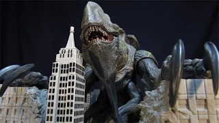 NECA PACIFIC RIM MUTAVORE - SYDNEY DELUXE KAIJU MOVIE ACTION FIGURE REVIEW