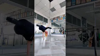 ➡️#TUTORIAL / Обучающее видео эффектного прыжка через часики / Exotic pole-dance / Елена Space