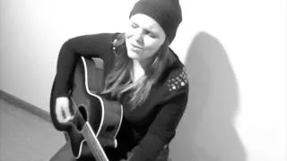 Crazy - Gnarls Barkley - Acoustic Cover by Chrissy Brown