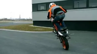 Rok Bagoros stunt training in pre-season with KTM Duke 125  [HD] Video